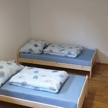 Cozy Near Subway * Prague
