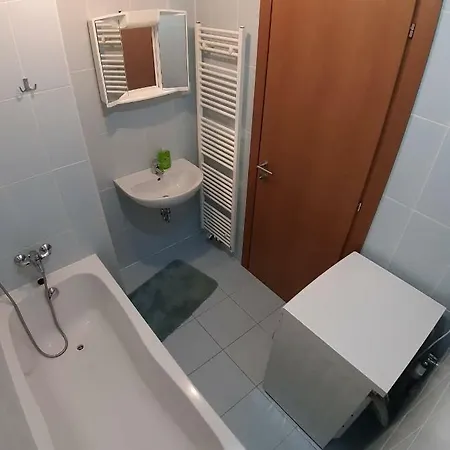 Apartment Cozy Near Subway